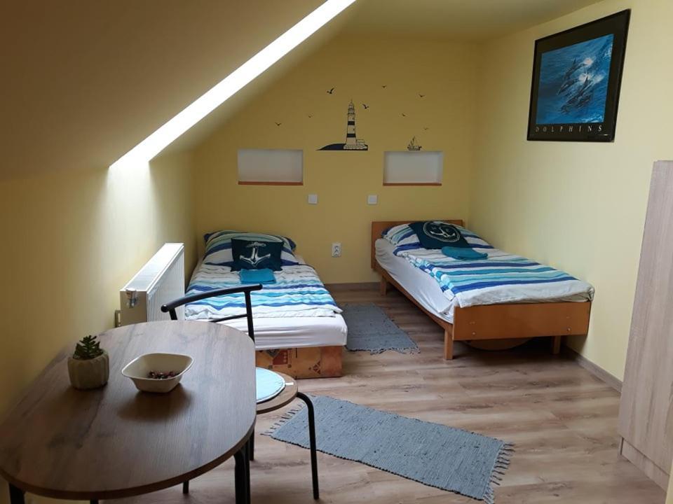 Kis Rigo Vendeghaz Hotel Salgotarjan Luaran gambar