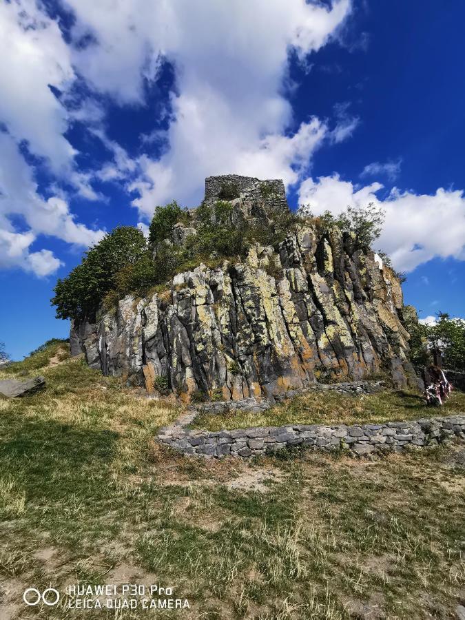 Kis Rigo Vendeghaz Hotel Salgotarjan Luaran gambar